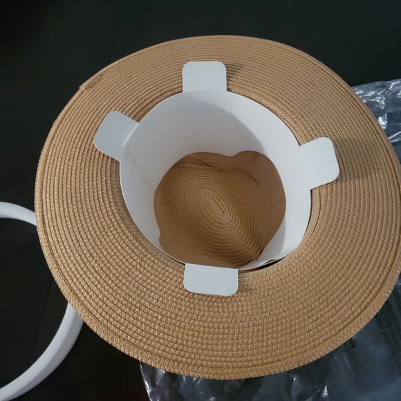 Women's Madison Straw Fedora Hat - Picture 4 of 5